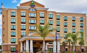 Holiday Inn Express Hotel & Suites Orlando International Drive