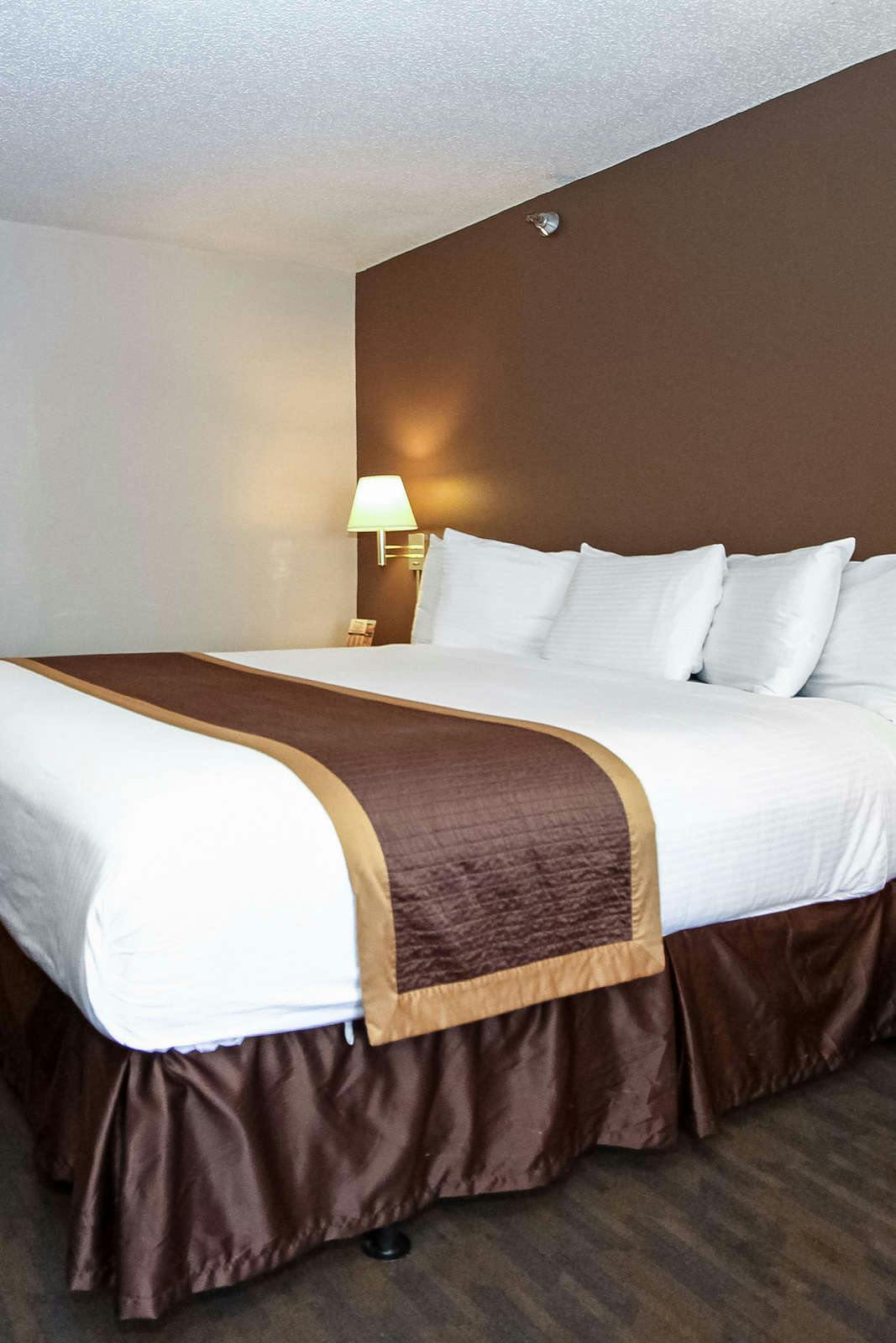 Hotel New Victorian Suites photo 2