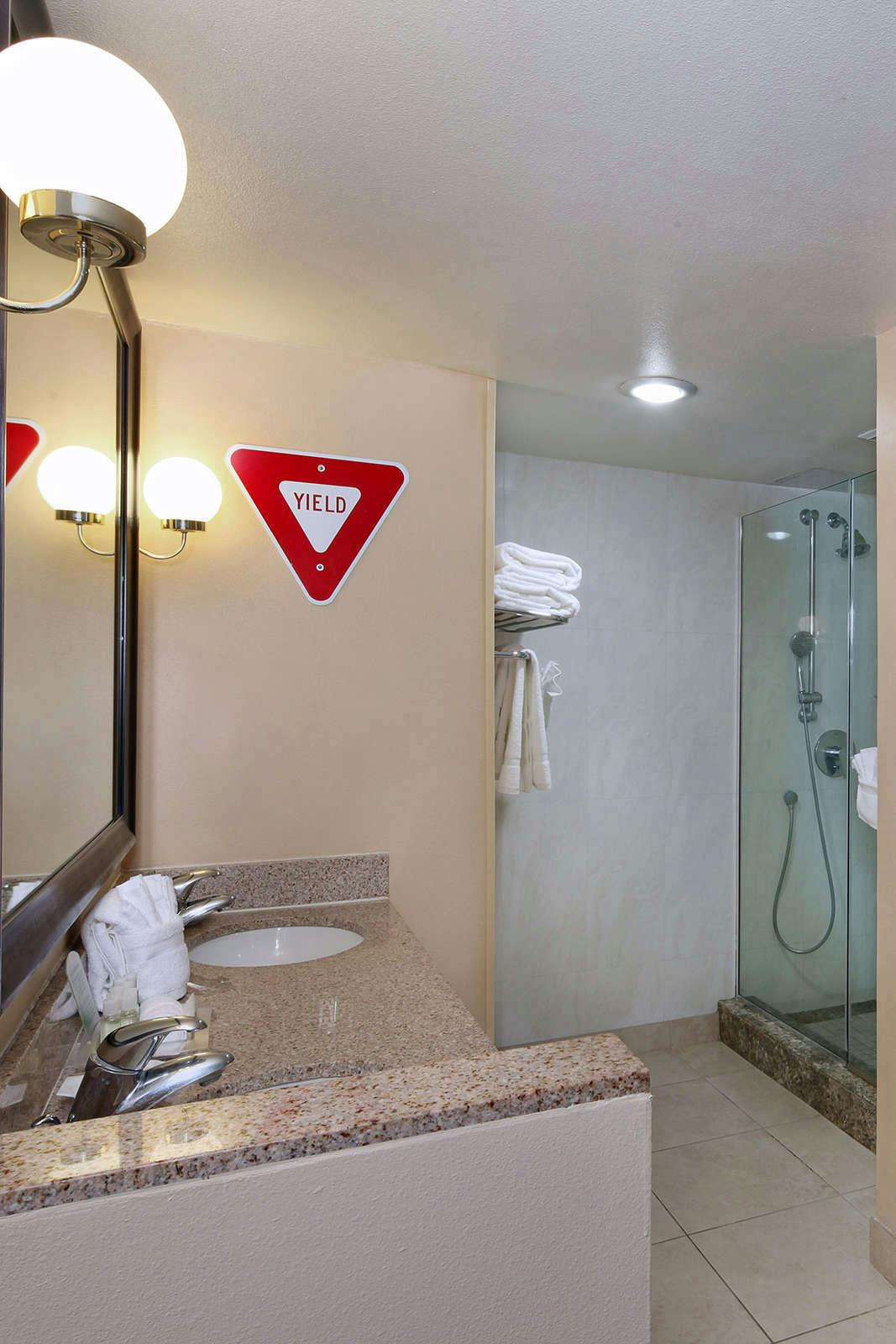 Hotel Holiday Inn Hotel & Suites Anaheim photo 4