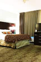 Hotel Staybridge Suites Lake Forest photo 1