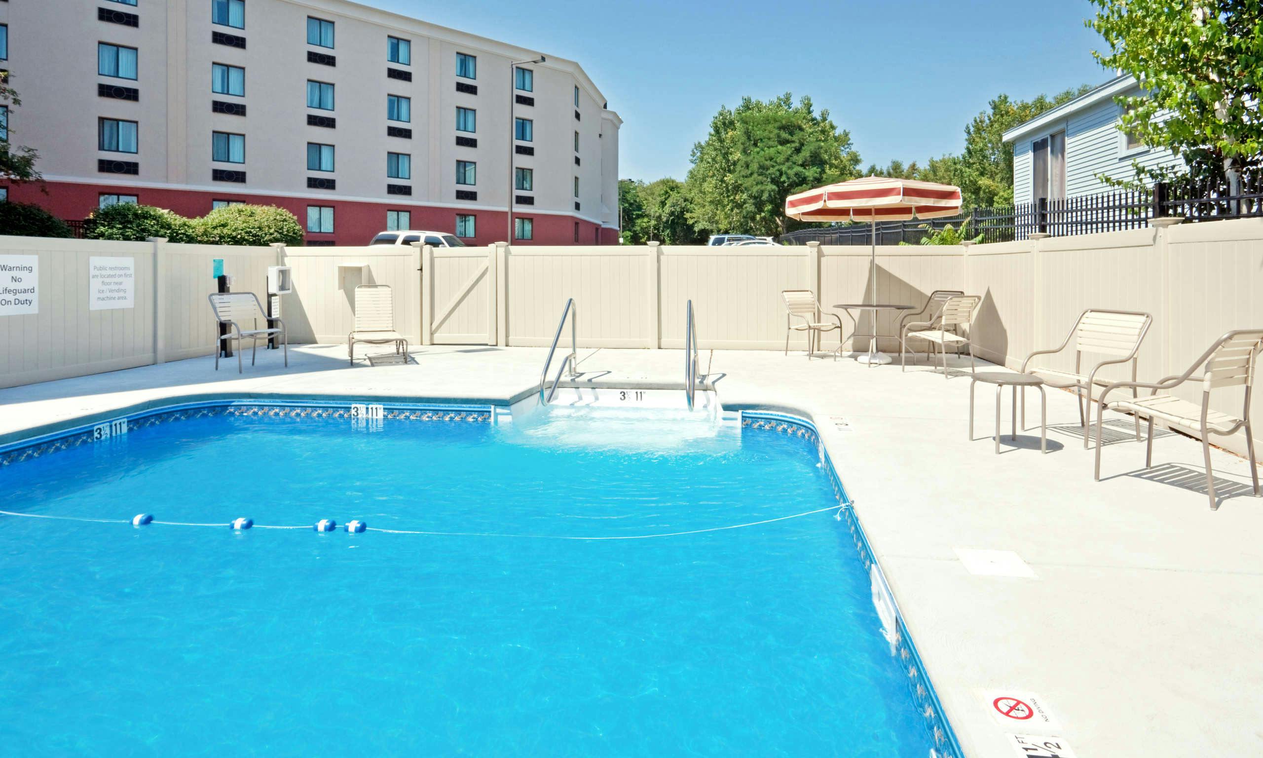 Holiday Inn Express Saugus