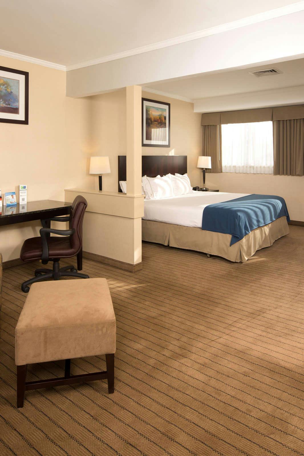 Hotel Holiday Inn Express Waltham photo 4