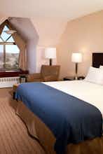 Hotel Holiday Inn Express Waltham photo 2