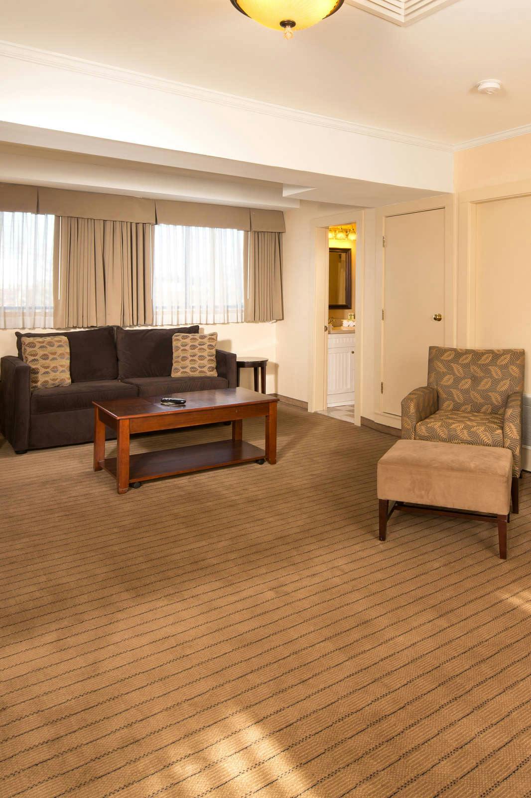 Hotel Holiday Inn Express Waltham photo 5