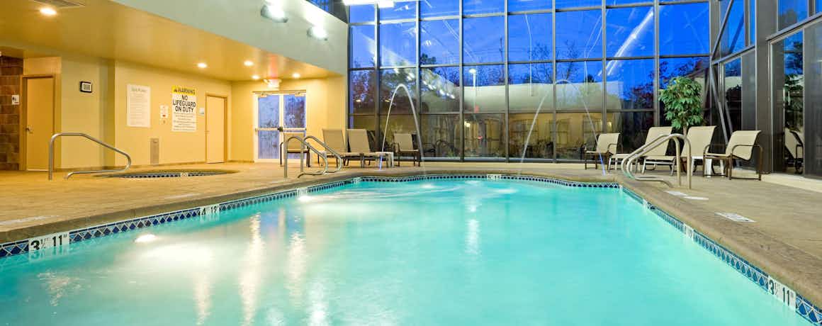 Holiday Inn Express Hotel & Suites Absecon Atlantic City Area
