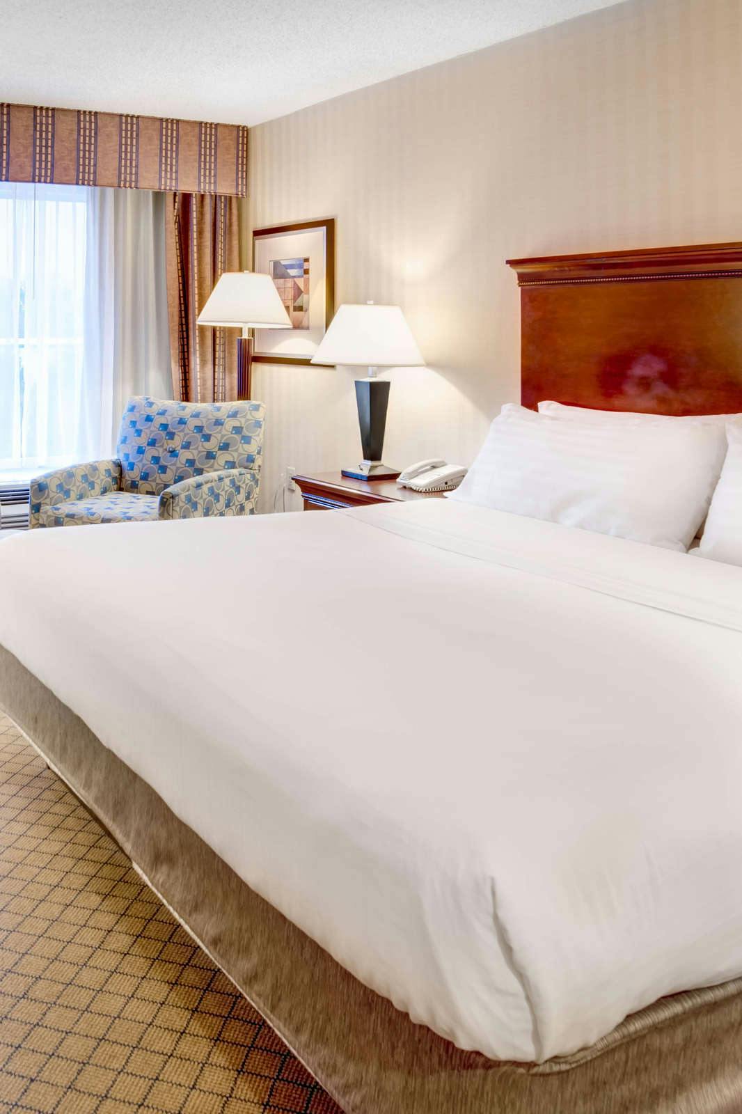 Hotel Holiday Inn Express Hotel & Suites West Long Branch photo 1