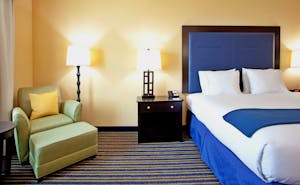 Holiday Inn Express Hotel & Suites Wilmington Newark
