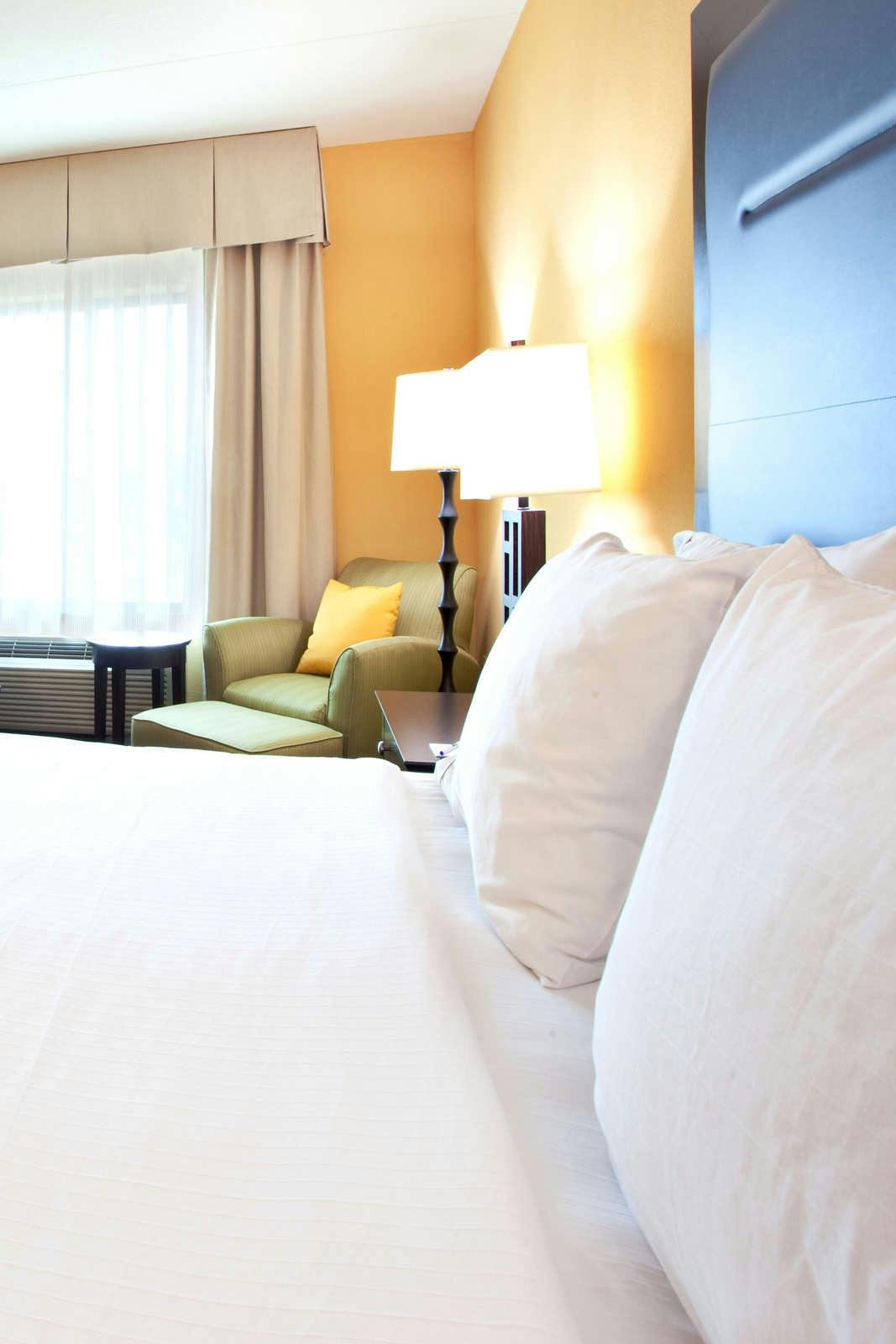 Hotel Holiday Inn Express Hotel & Suites Wilmington Newark photo 2