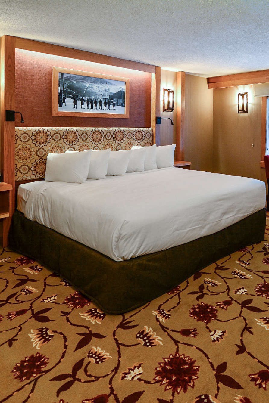 Hotel Banff Ptarmigan Inn photo 1