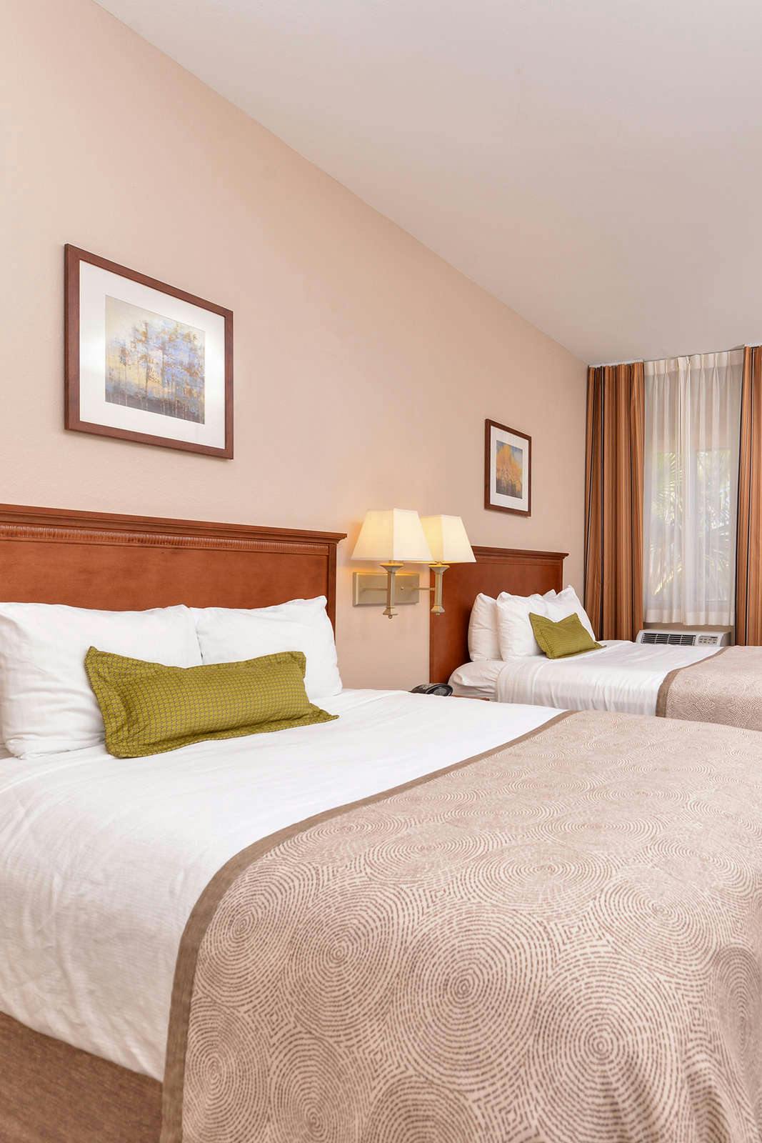 Hotel Candlewood Suites SAN DIEGO photo 1