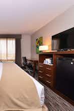 Hotel Holiday Inn Express & Suites Indio photo 2