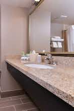 Hotel Holiday Inn Express & Suites Indio photo 3