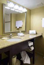 Hotel Holiday Inn Express Philadelphia Penn's Landing photo 3