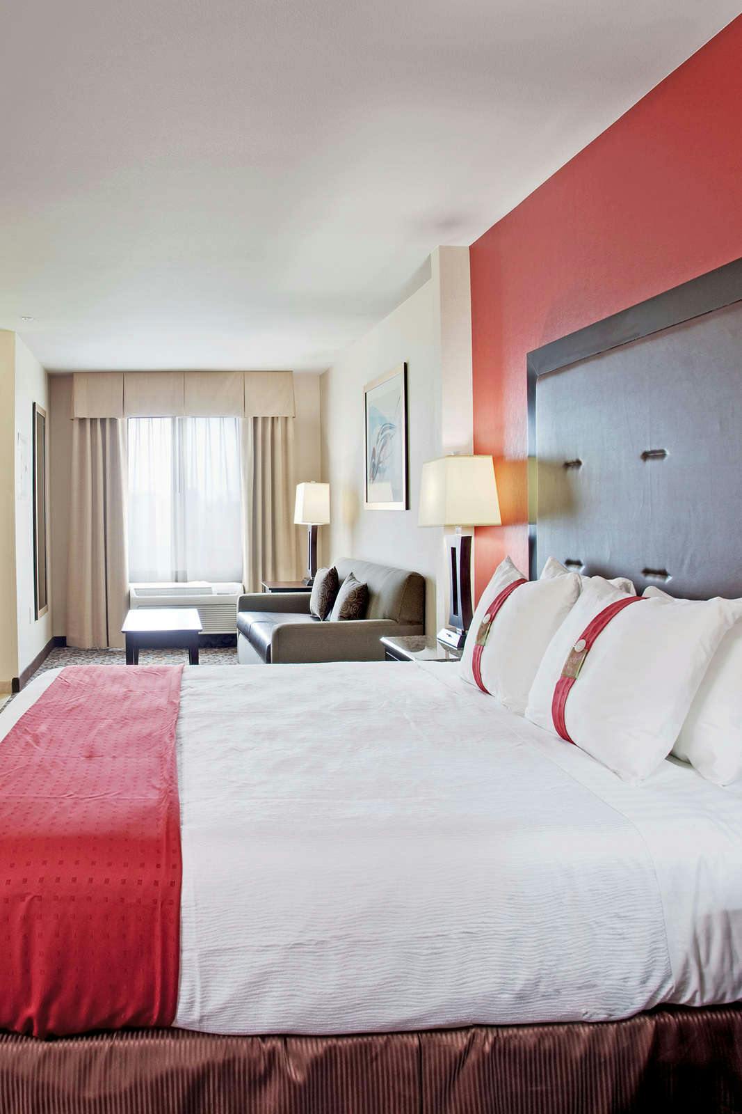 Hotel Holiday Inn Oceanside photo 1