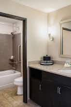 Hotel Holiday Inn Oceanside photo 5