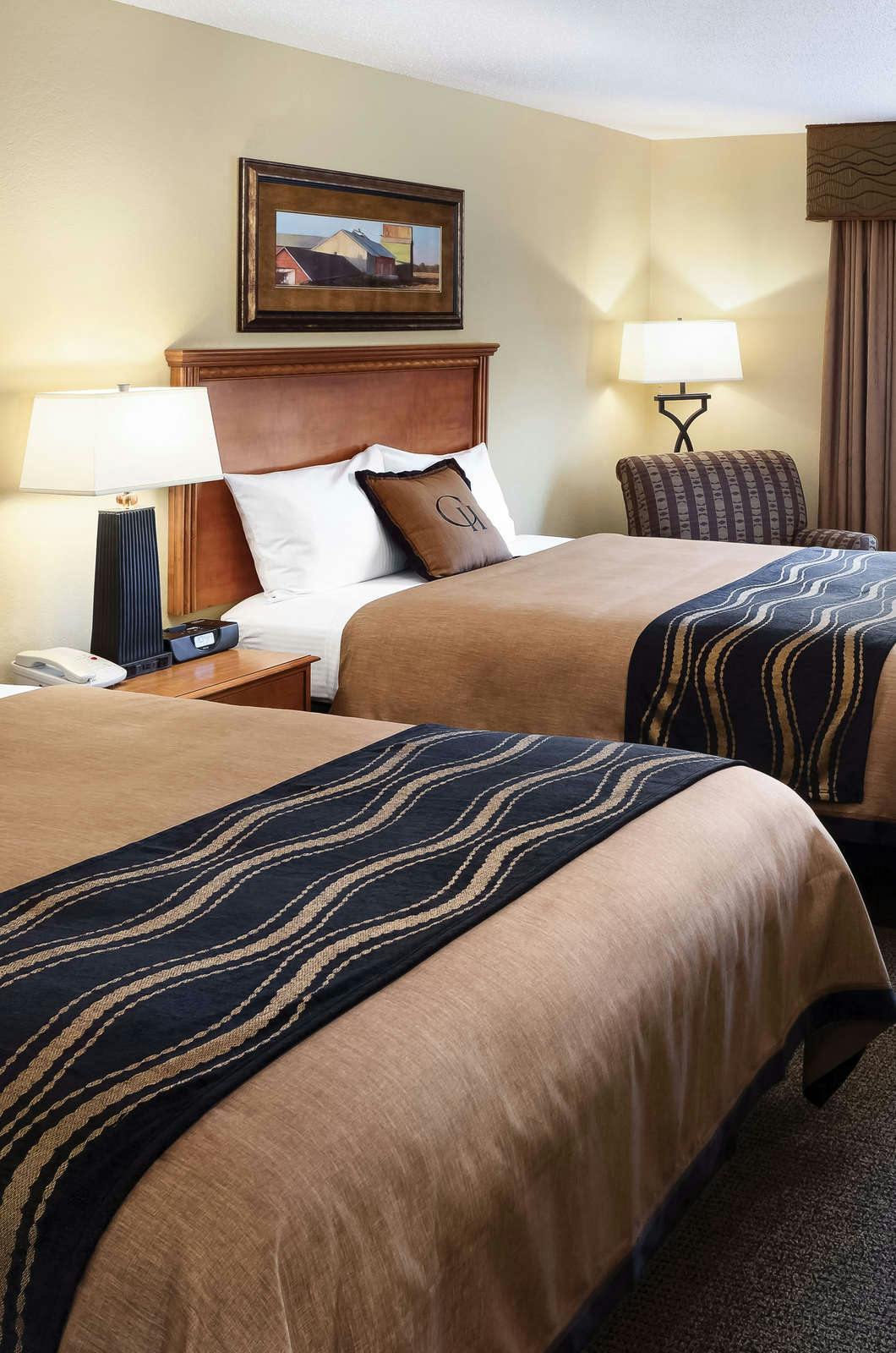 Hotel The ClubHouse Inn & Suites Sioux Falls photo 2