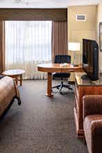 Hotel The ClubHouse Inn & Suites Sioux Falls photo 4