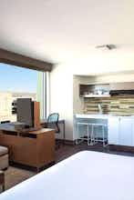 Hotel Element Boston Seaport Hotel photo 3