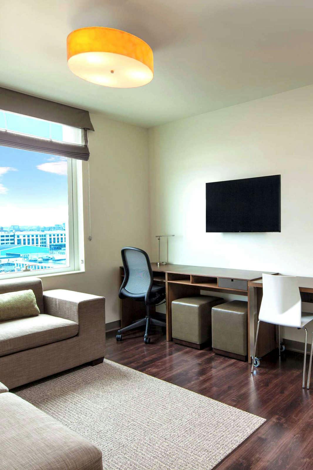 Hotel Element Boston Seaport Hotel photo 4