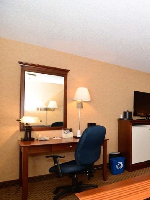 Hotel Best Western Plus Country Meadows Inn photo 3