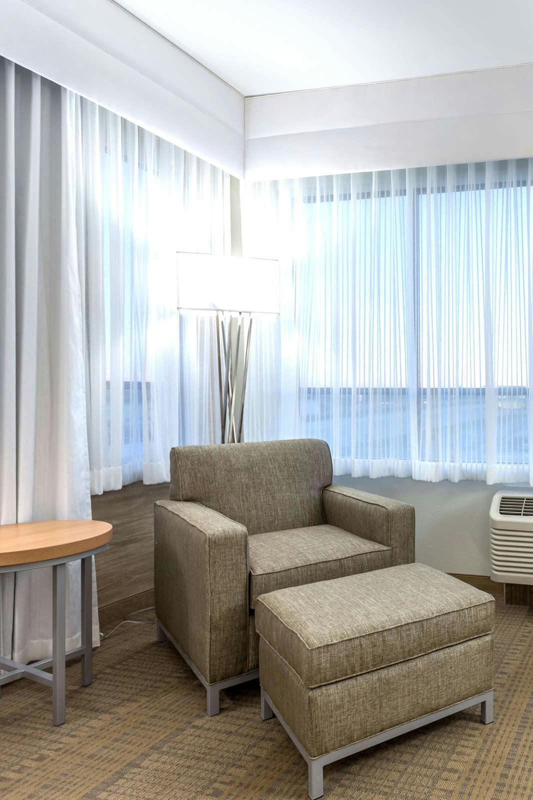 Hotel Holiday Inn San Marcos photo 3