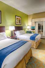 Hotel Holiday Inn Express Hotel & Suites Red Bluff photo 2