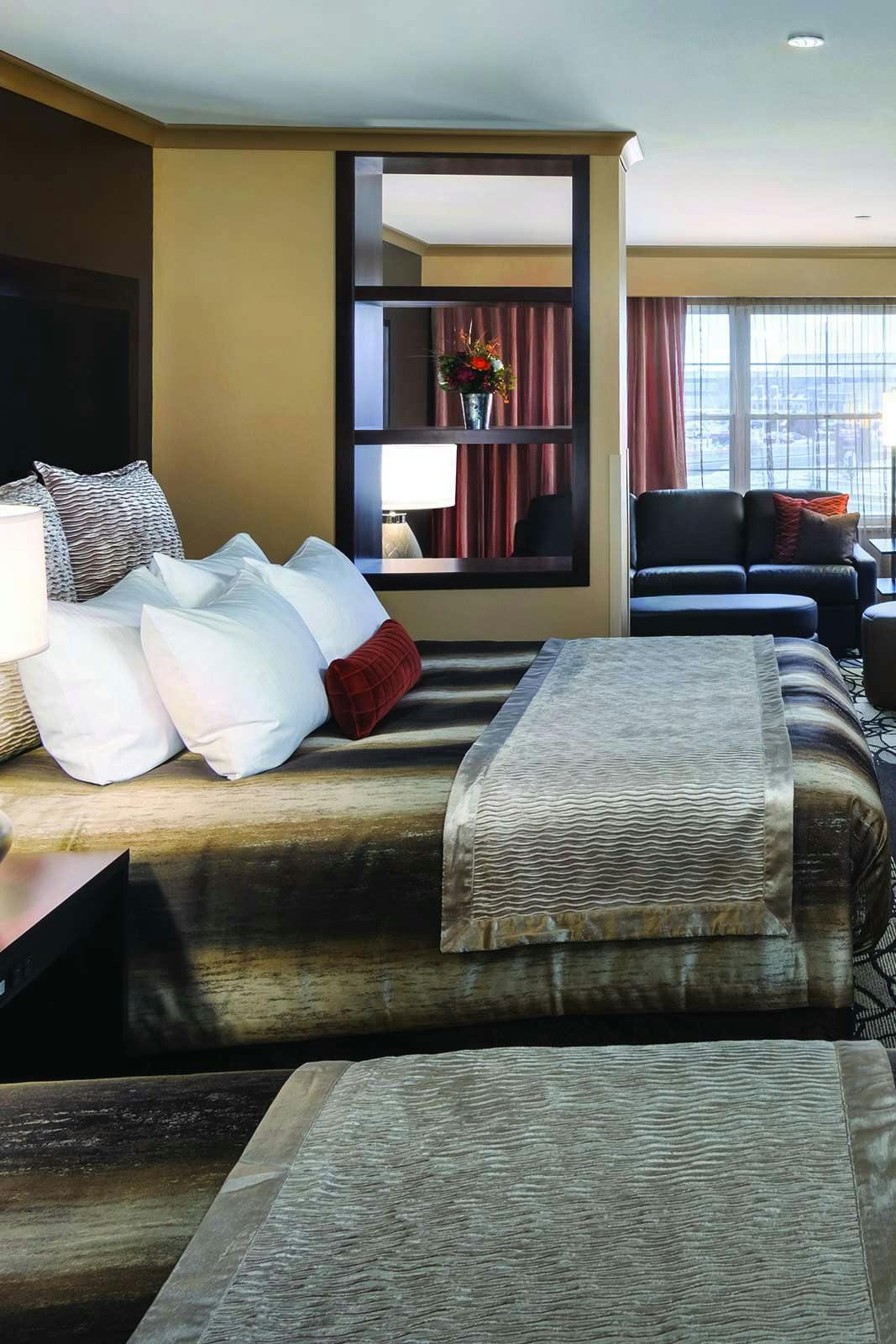 Hotel ClubHouse Hotel & Suites - Fargo photo 2