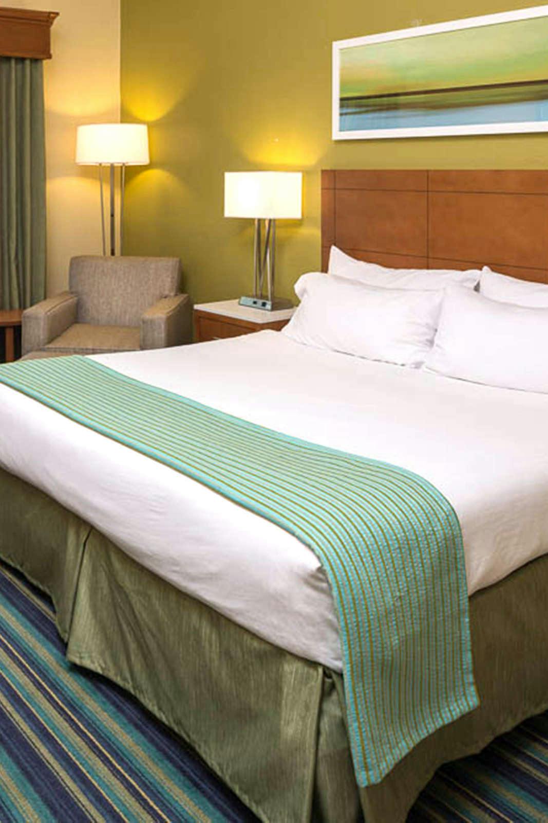 Hotel Holiday Inn Express Clermont photo 1