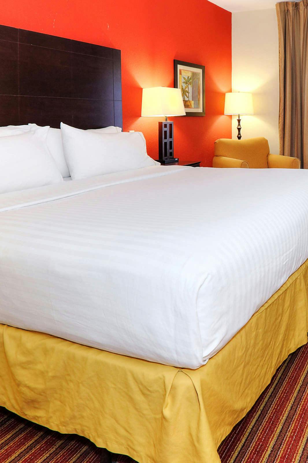 Hotel Holiday Inn Express Hotel & Suites The Villages photo 1