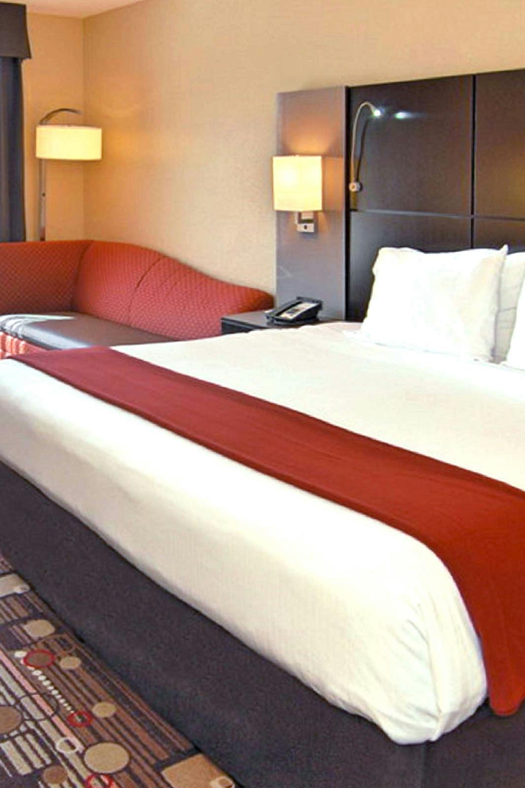 Hotel Holiday Inn Express Hotel & Suites Fort Lauderdale Airport South photo 2