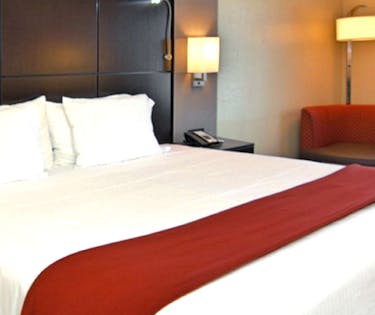 Holiday Inn Express Hotel Suites Fort Lauderdale Airport