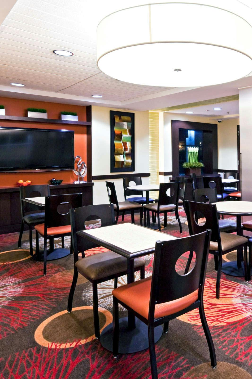 Hotel Holiday Inn Express Hotel & Suites Fort Lauderdale Airport South photo 5