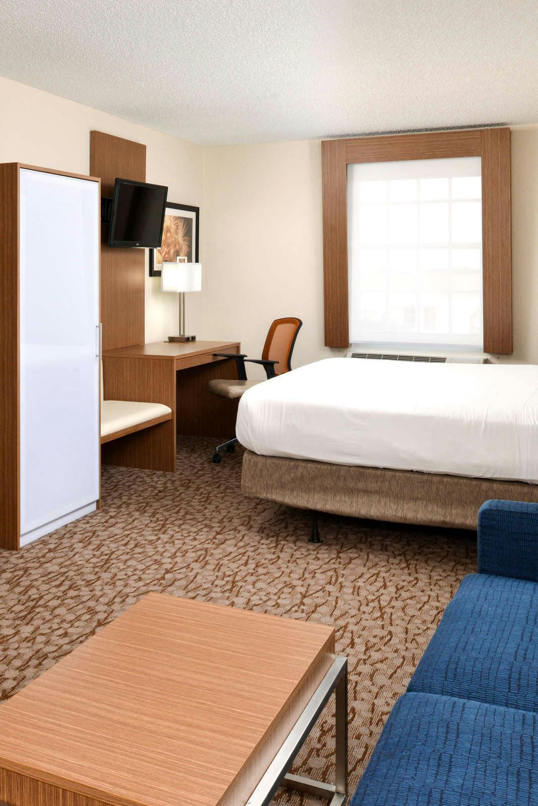 Hotel Holiday Inn Express Hotel & Suites Bonita Springs photo 4