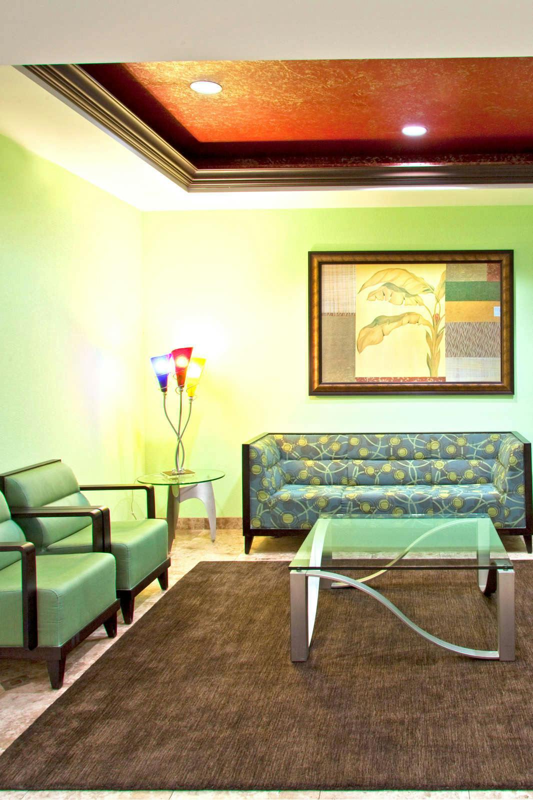 Hotel Holiday Inn Express Hotel & Suites Fort Lauderdale Airport photo 4