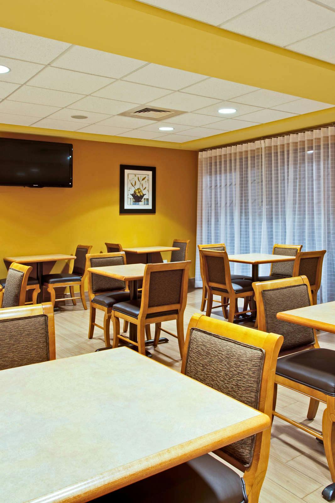 Hotel Holiday Inn Express Hotel & Suites Fort Lauderdale Airport West photo 4