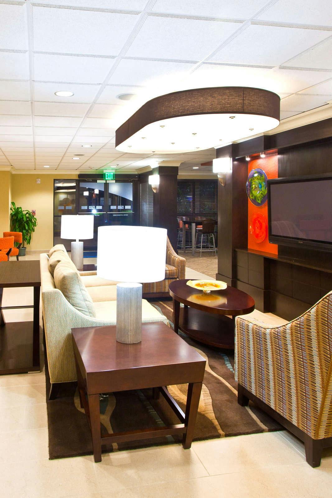 Hotel Holiday Inn Express Hotel & Suites Fort Lauderdale Executive Airport photo 5