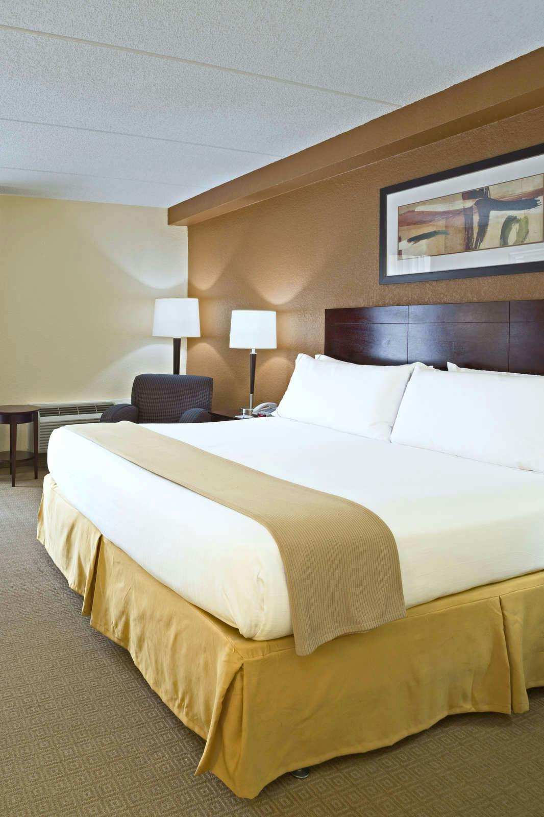 Hotel Holiday Inn Express Hotel & Suites Fort Lauderdale Executive Airport photo 1