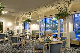 Hotel Clarion Hotel Anaheim Resort photo 3