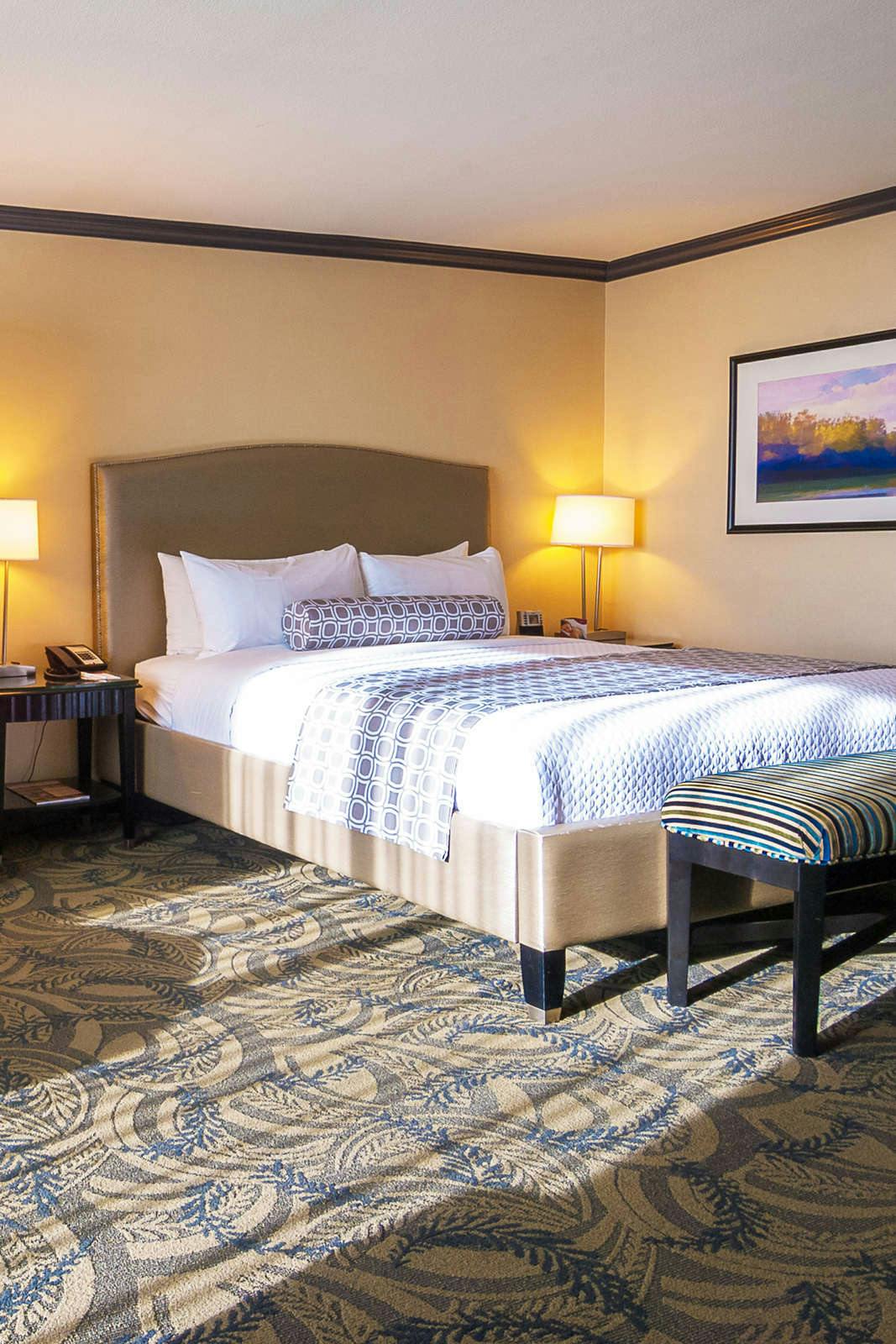 Hotel Crowne Plaza Costa Mesa photo 1