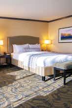 Hotel Crowne Plaza Costa Mesa photo 1