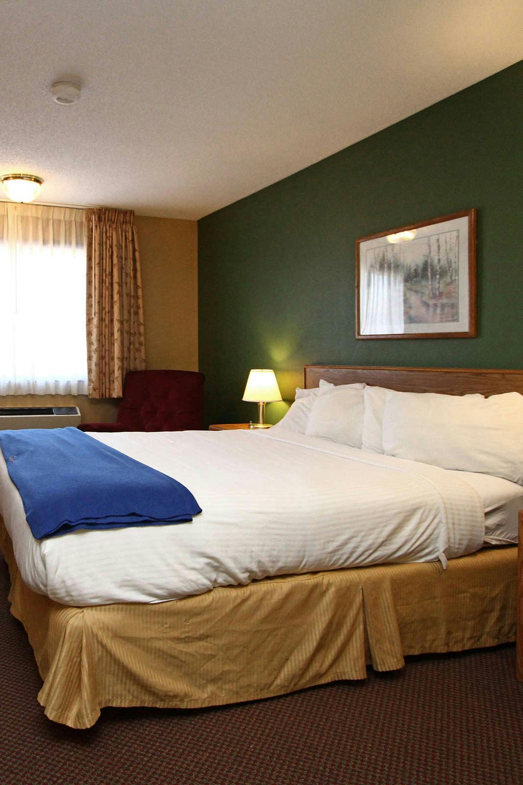 Hotel New Victorian Inn & Suites Kearney photo 1