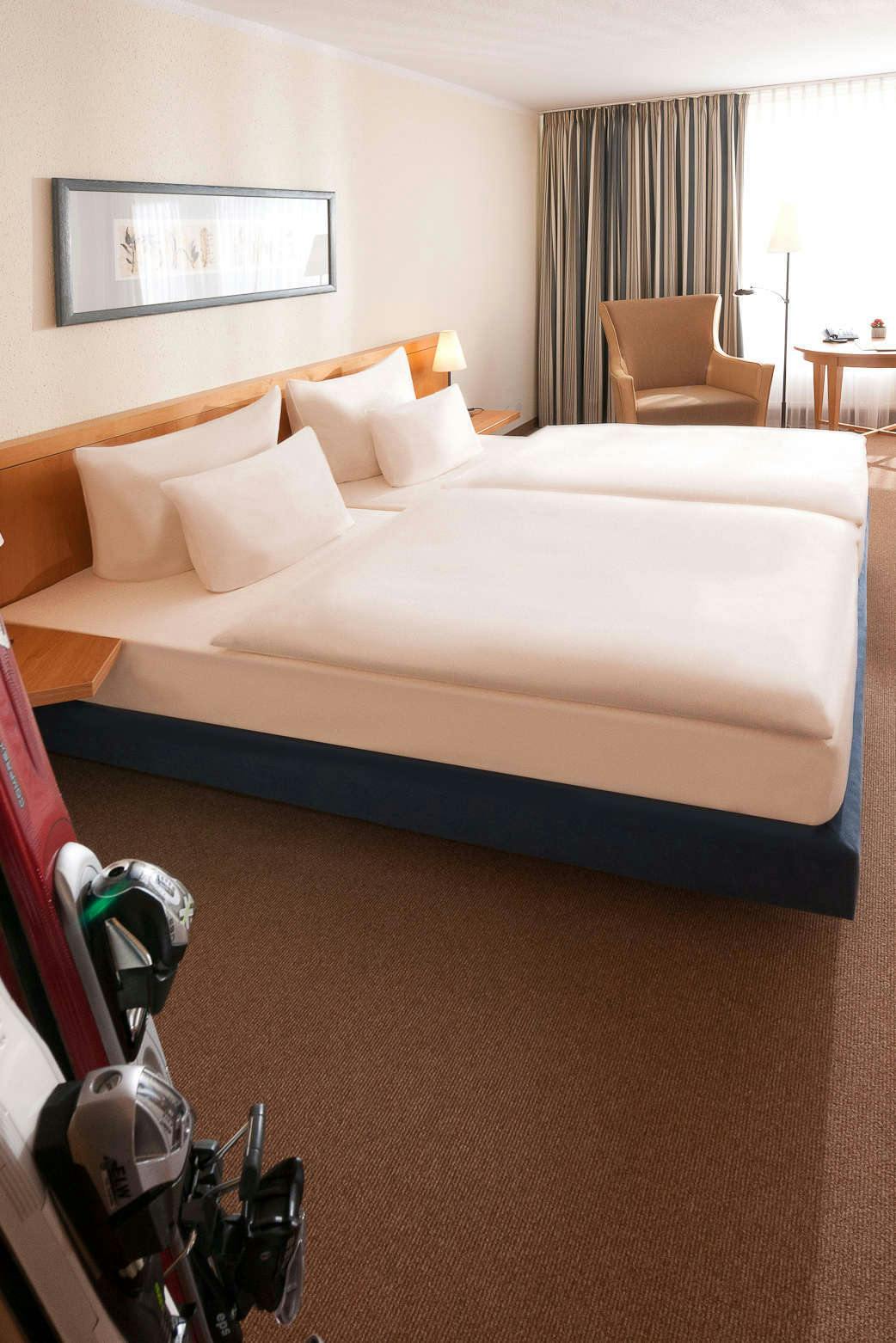 Hotel Dorint Hotel & Sportresort Winterberg/Sauerland photo 1