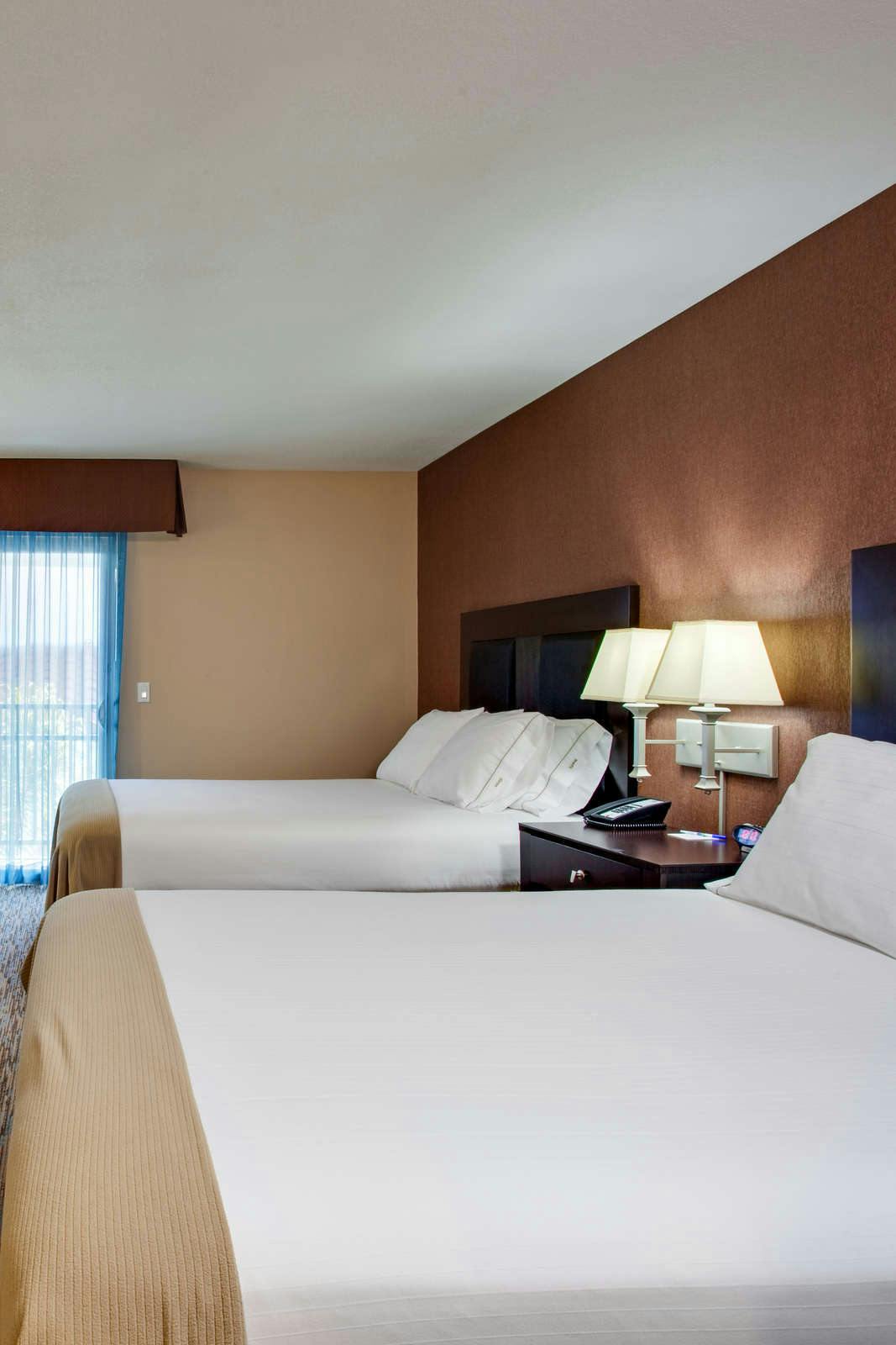 Hotel Holiday Inn Express San Clemente photo 2