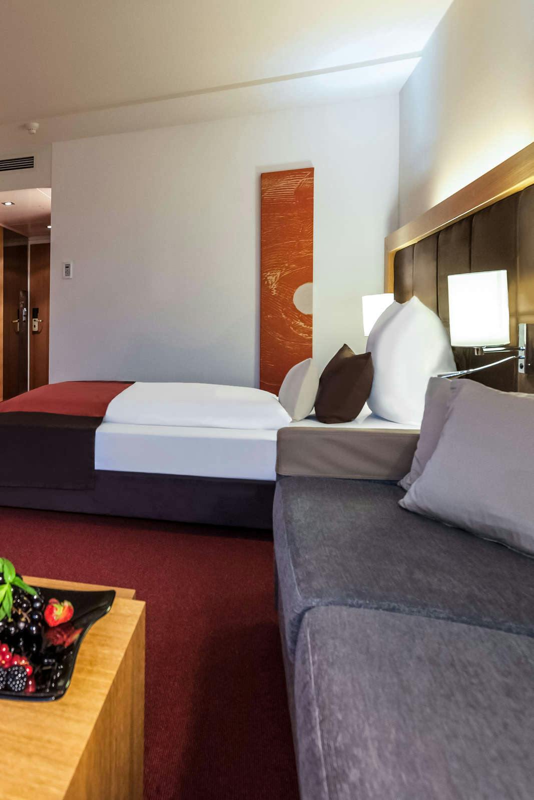 Hotel Dorint Main Taunus Zentrum Frankfurt/Sulzbach photo 3