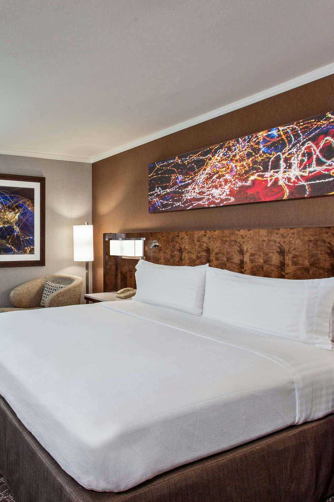 Hotel Holiday Inn Long Beach Airport photo 2