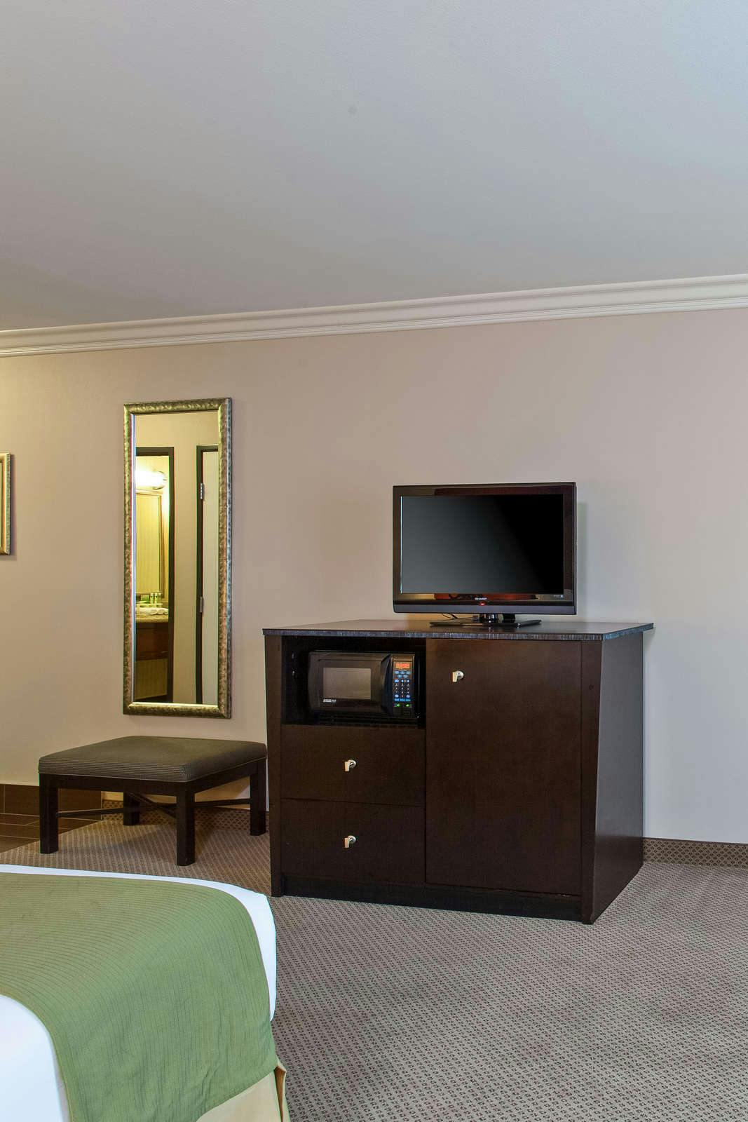 Hotel Holiday Inn Express Hotel & Suites Twentynine Palms photo 4