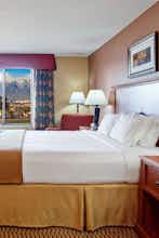 Hotel Holiday Inn Express Hotel & Suites Ontario Airport photo 1