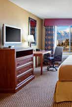 Hotel Holiday Inn Express Hotel & Suites Ontario Airport photo 3