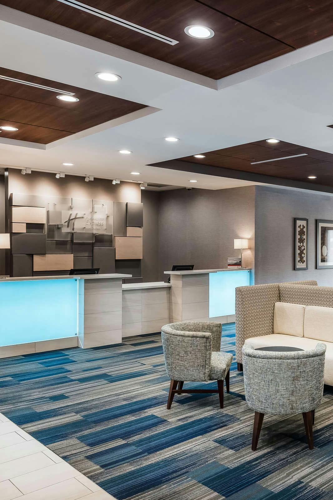 Hotel Holiday Inn Express Hotel & Suites Ontario Airport photo 5