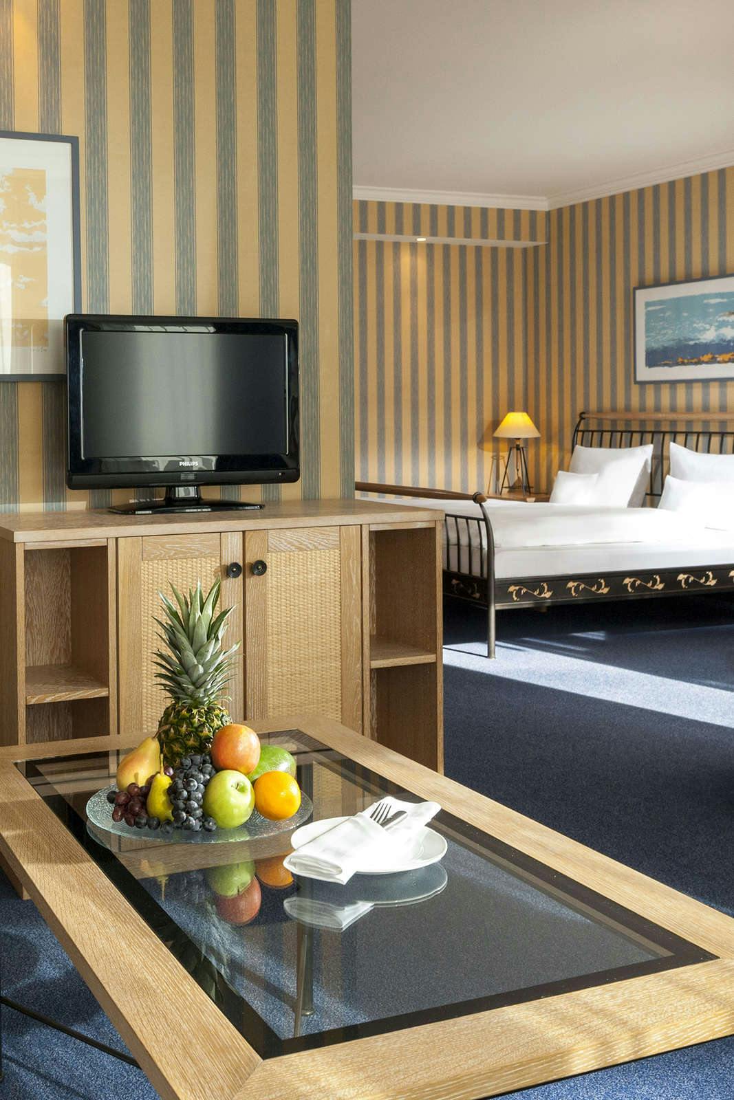 Hotel Dorint Strandhotel Binz photo 3